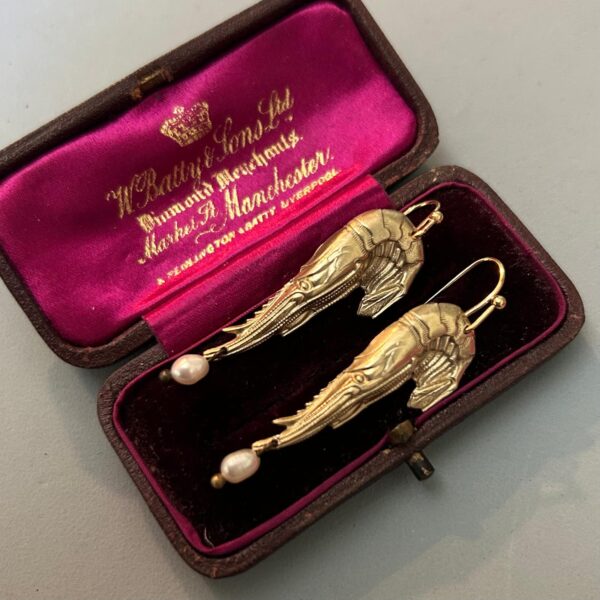 Shrimp hook earrings